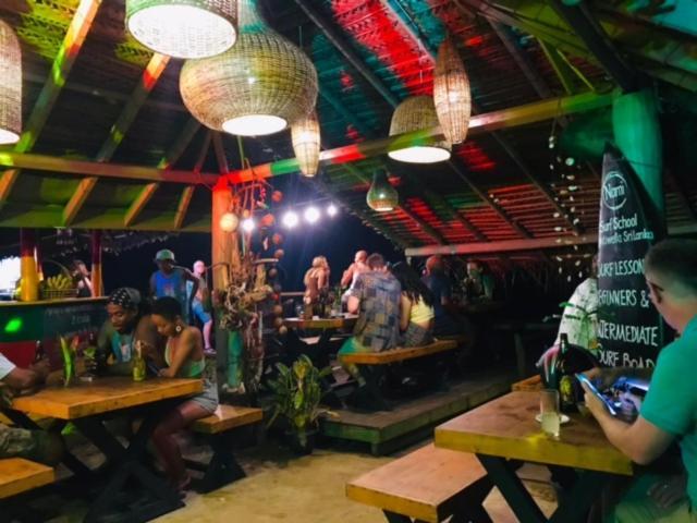 Backpack & Reggae Bar *